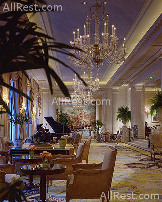 Hotel Four Seasons George V 53
